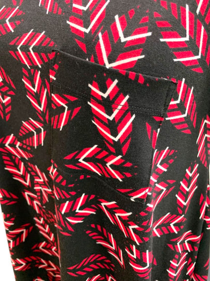Small LulaRoe Feather Print Carly Dress Black Red Hi Lo Hem