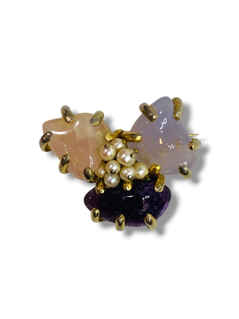 Polished Stone and Pearl Brooch Goldtone Setting 2"