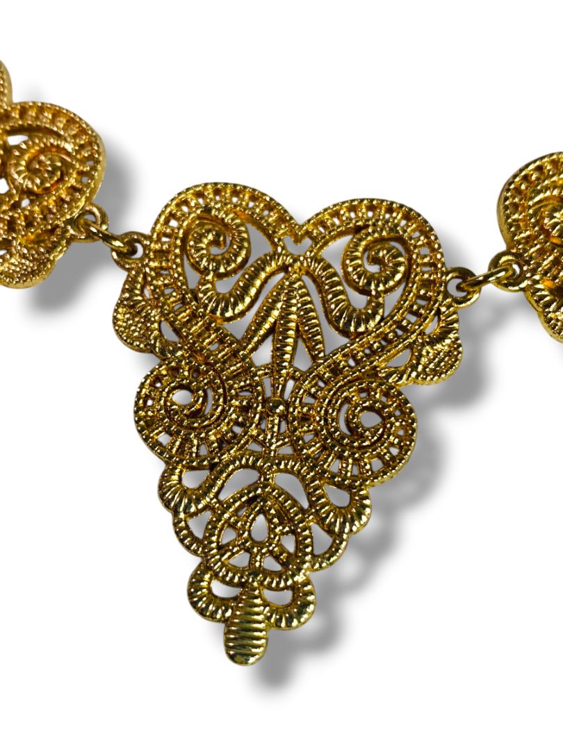 Charming Charlie Goldtone Statement Necklace 18-20"Filigree Design Points