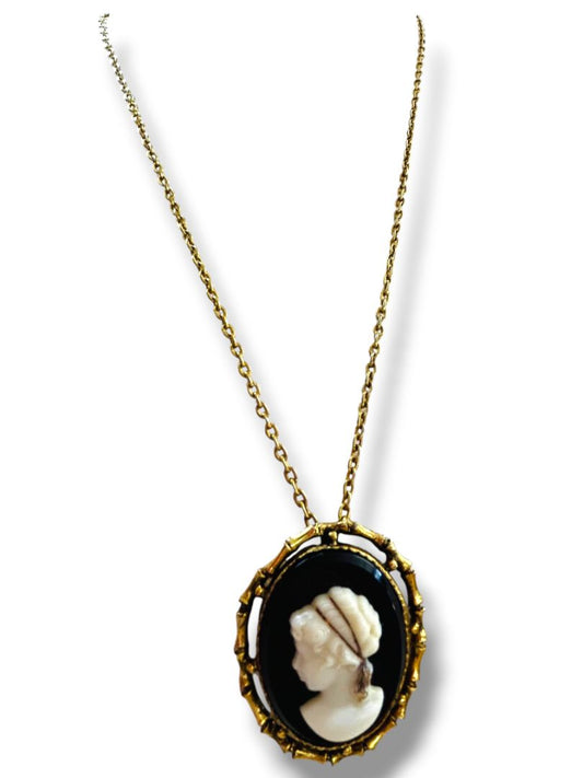 Vintage Cameo Black White Glass Brooch Pin Pendant Necklace on 24" Chain