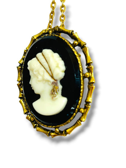Vintage Cameo Black White Glass Brooch Pin Pendant Necklace on 24" Chain