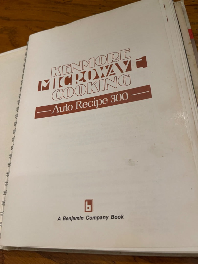 1983 Kenmore Microwave Cooking Auto Recipe 300 Binder Cookbook. AD