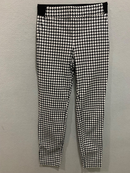 Size 2 IMNYC Womens Black White Houndstooth Stretch Pants Isaac Mizrahi
