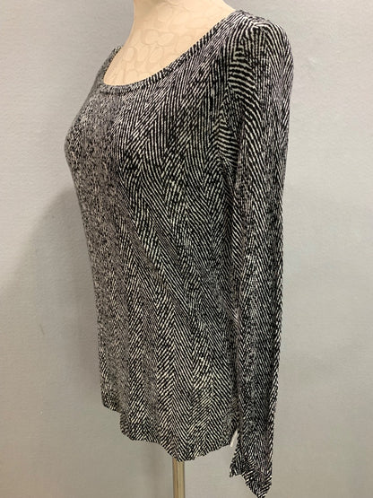 Medium WHBM White House Black Market Womens Lightweight Sweater
