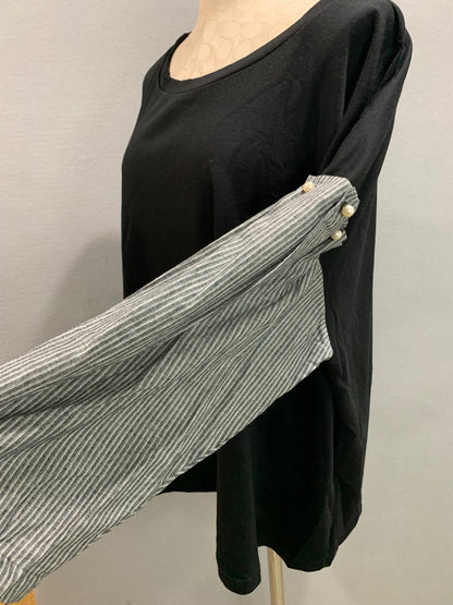 Size 3X Good Luck Gem Womens Shirt Embellished Bell Sleeve Black Gray