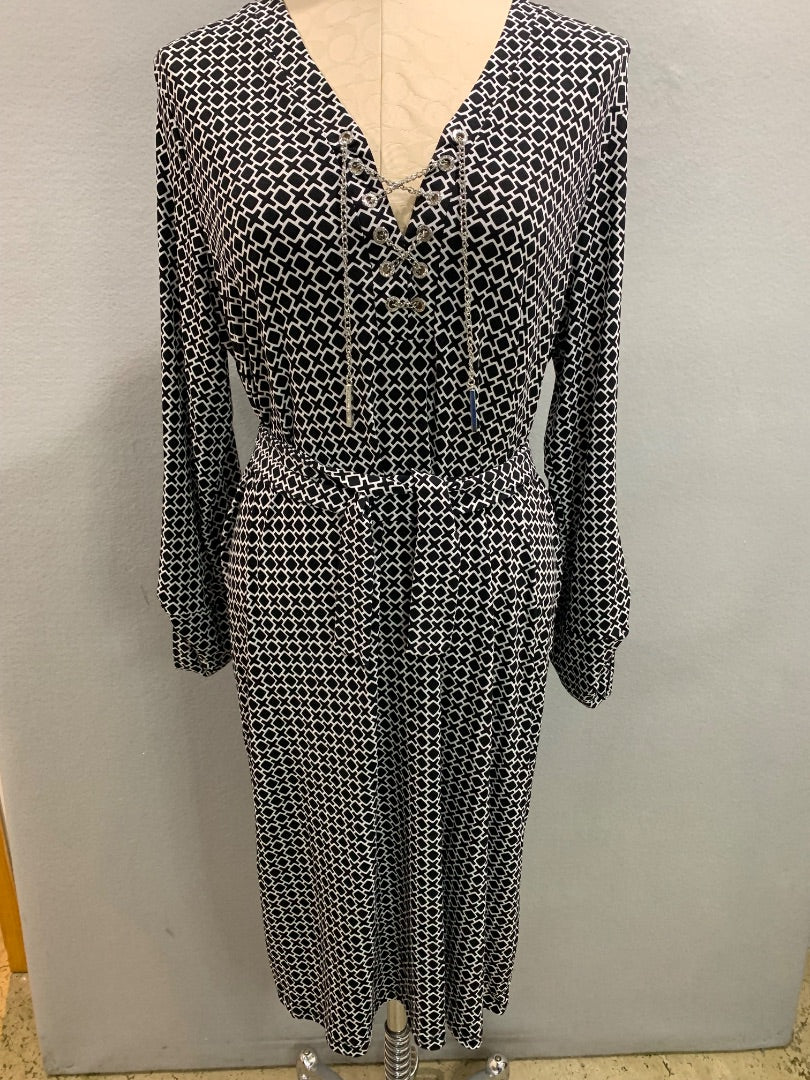 Size 1X Michael Kors Black White Belted Dress Chain Lace Up Neckline