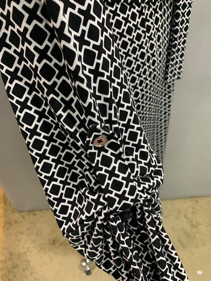 Size 1X Michael Kors Black White Belted Dress Chain Lace Up Neckline