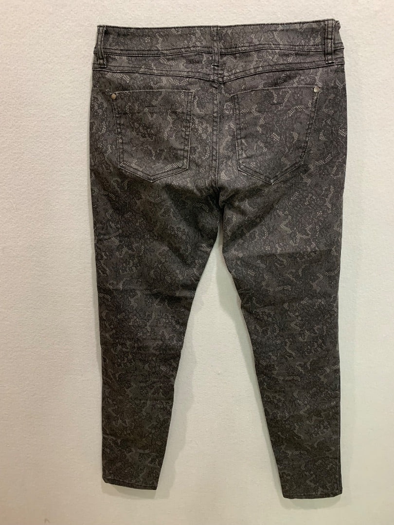 Size 8 Elle Womens Black Lace Print Skinny Jeans Stretch Denim