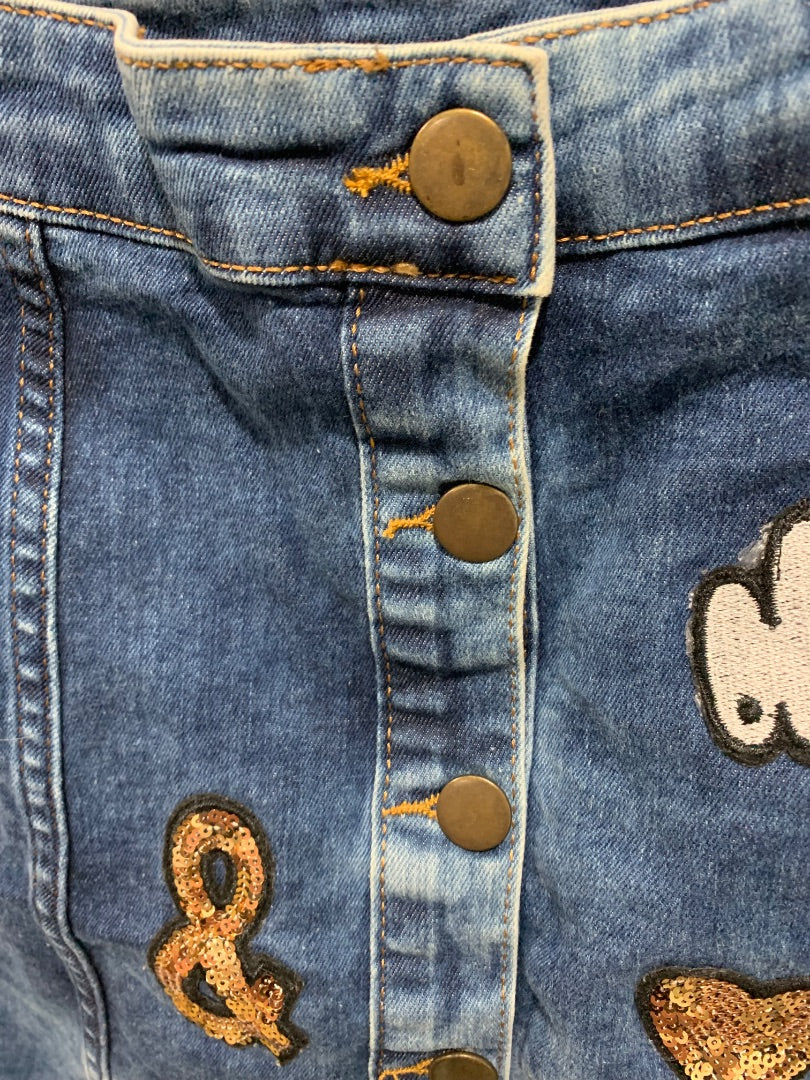 Size 6 Atmosphere Button Up Jean Skirt Denim Fun Patch Details