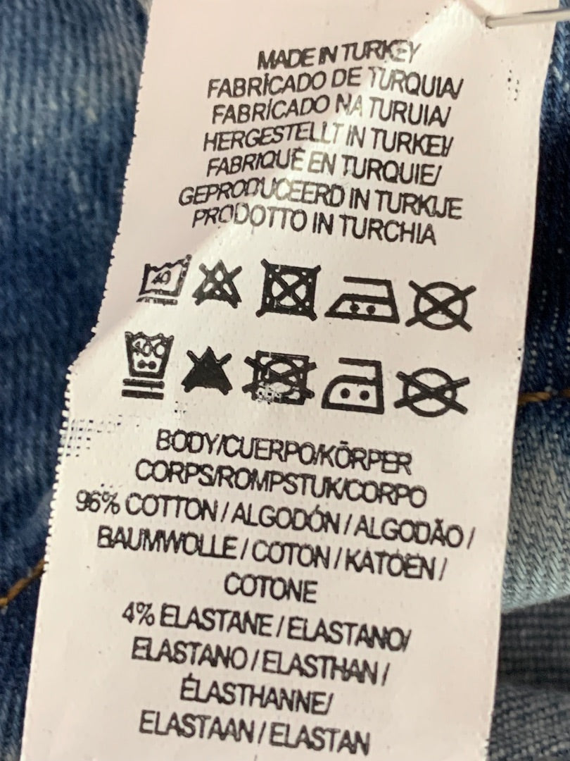Size 6 Atmosphere Button Up Jean Skirt Denim Fun Patch Details
