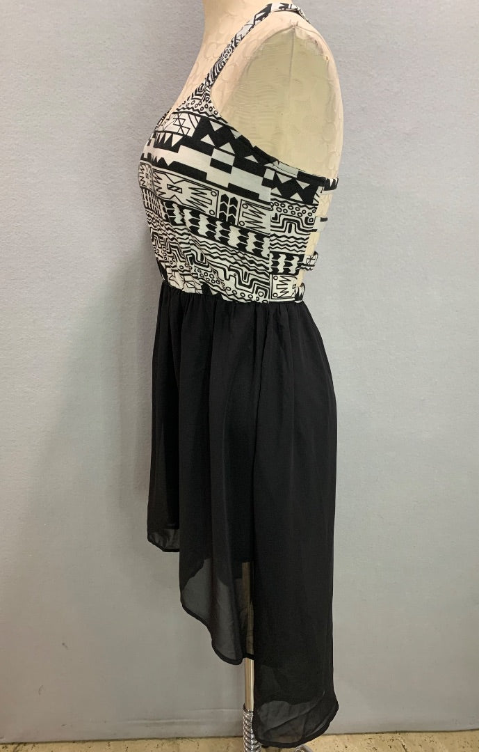 Medium Cecico Sundress Back Straps Open Hi Lo Hem Black White