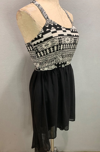 Medium Cecico Sundress Back Straps Open Hi Lo Hem Black White