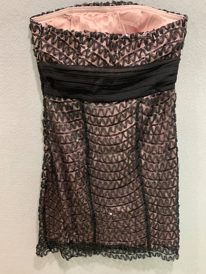 Small Minuet Black Lace Pink Underlay New Dress Strapless Dress
