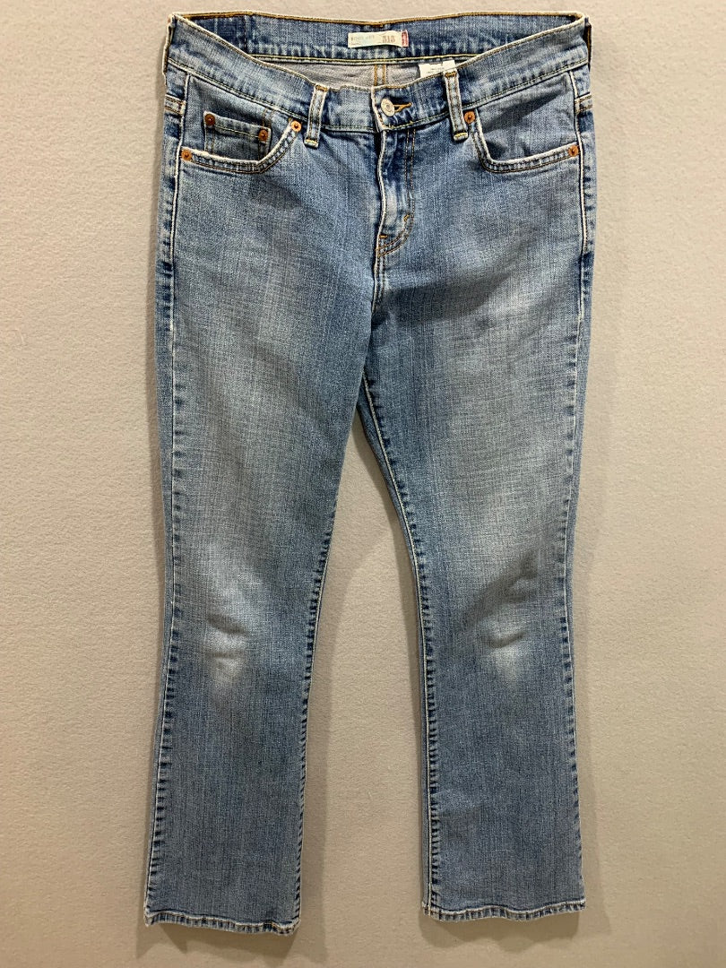 Size 6M Levis 515 Womens Boot Cut Jeans Denim Medium Wash