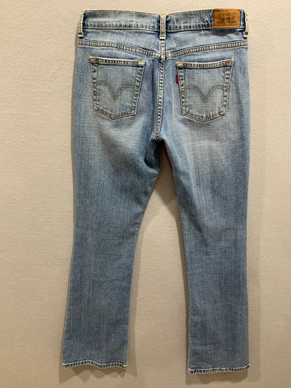 Size 6M Levis 515 Womens Boot Cut Jeans Denim Medium Wash
