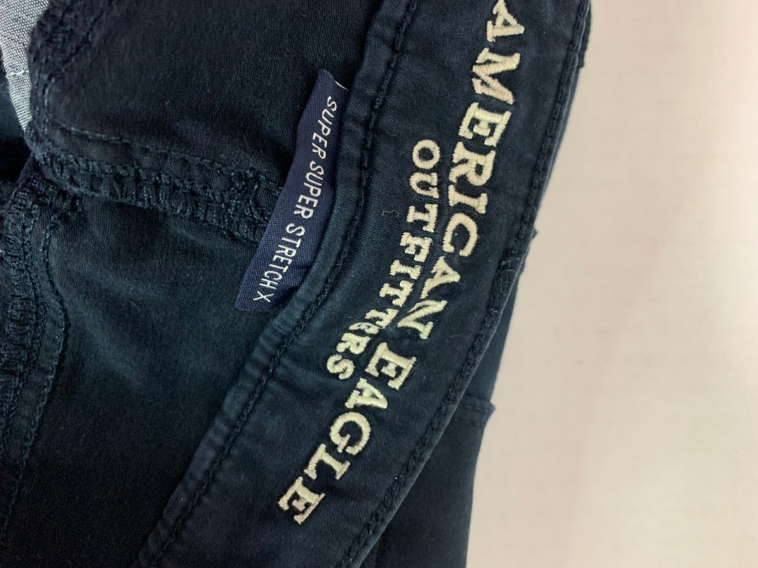 Size 4 American Eagle Womens Navy Blue Jegging Super Stretch X