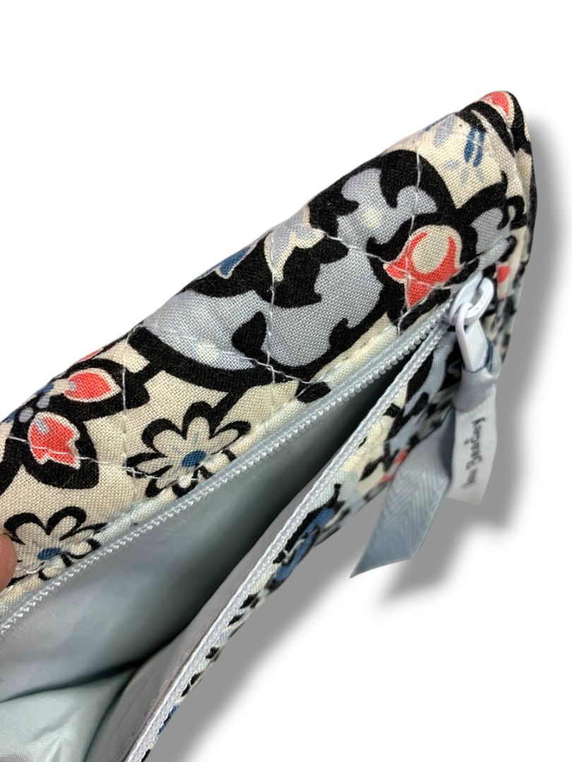 Vera Bradley Bi-Fold Snap RFID Wallet Lisbon Pattern Change Zip Pocket