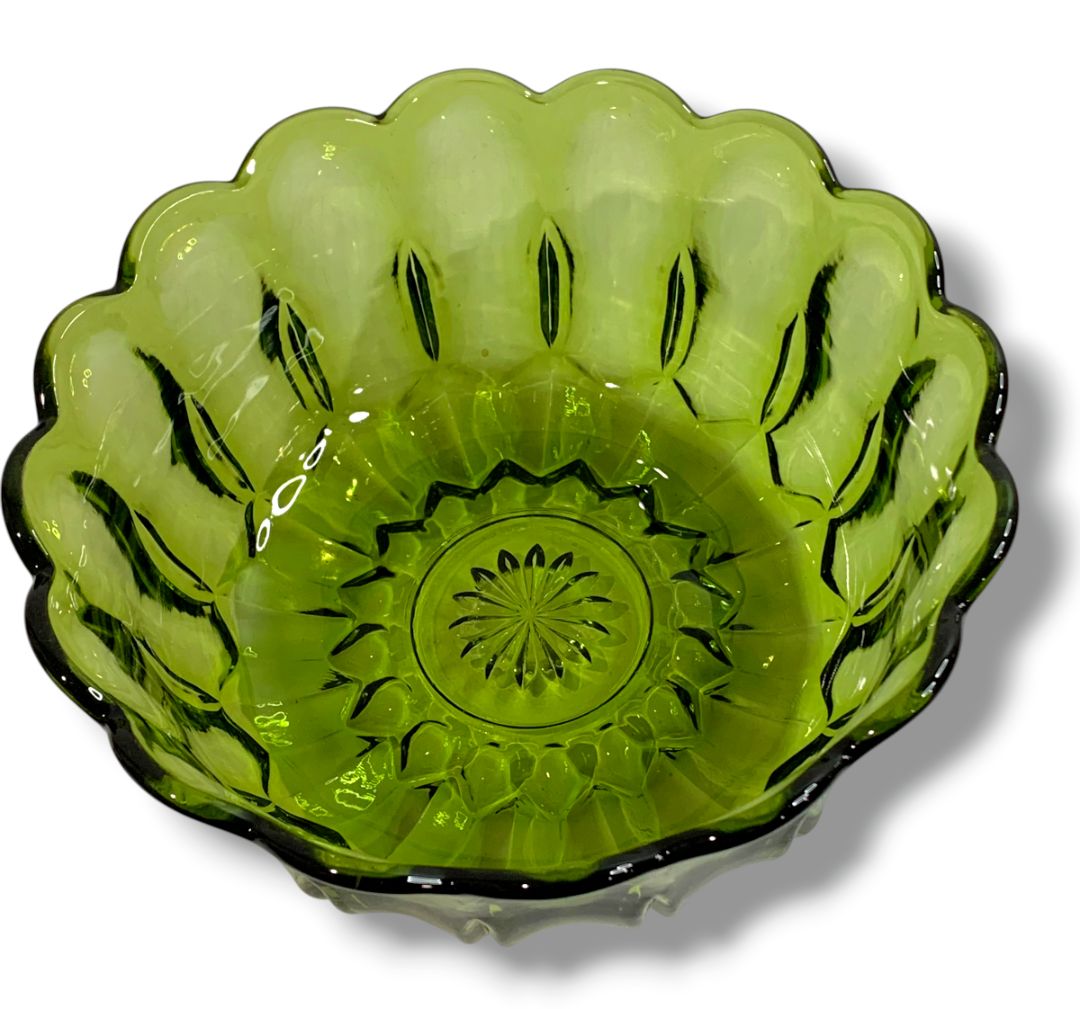 1970s Anchor Hocking Fairfield Avocado Green Glass Scalloped Serving Bowl