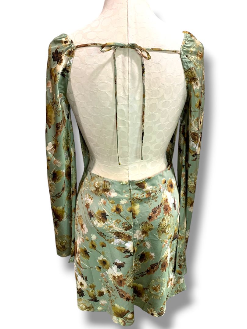 Small Emory Park New Sage Floral Open Back Mini Dress Silky
