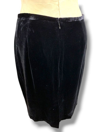 Size 6 Ann Taylor Black Velvet Skirt Silk Blend Lined
