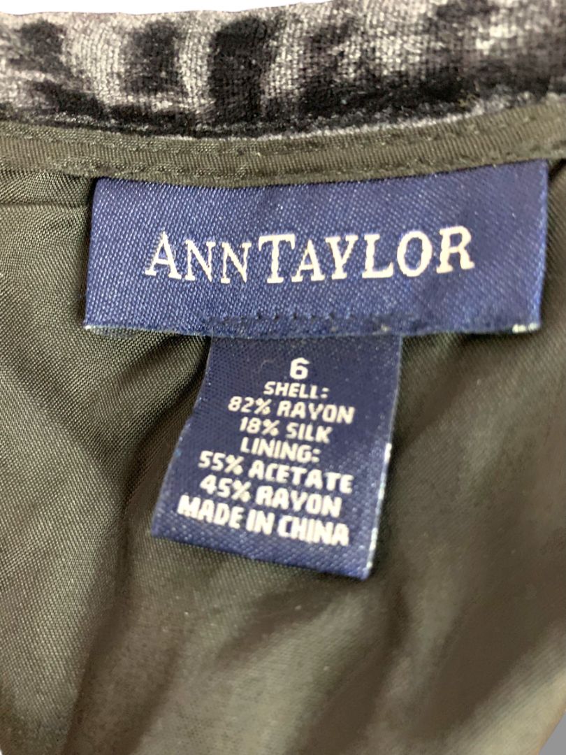 Size 6 Ann Taylor Black Velvet Skirt Silk Blend Lined