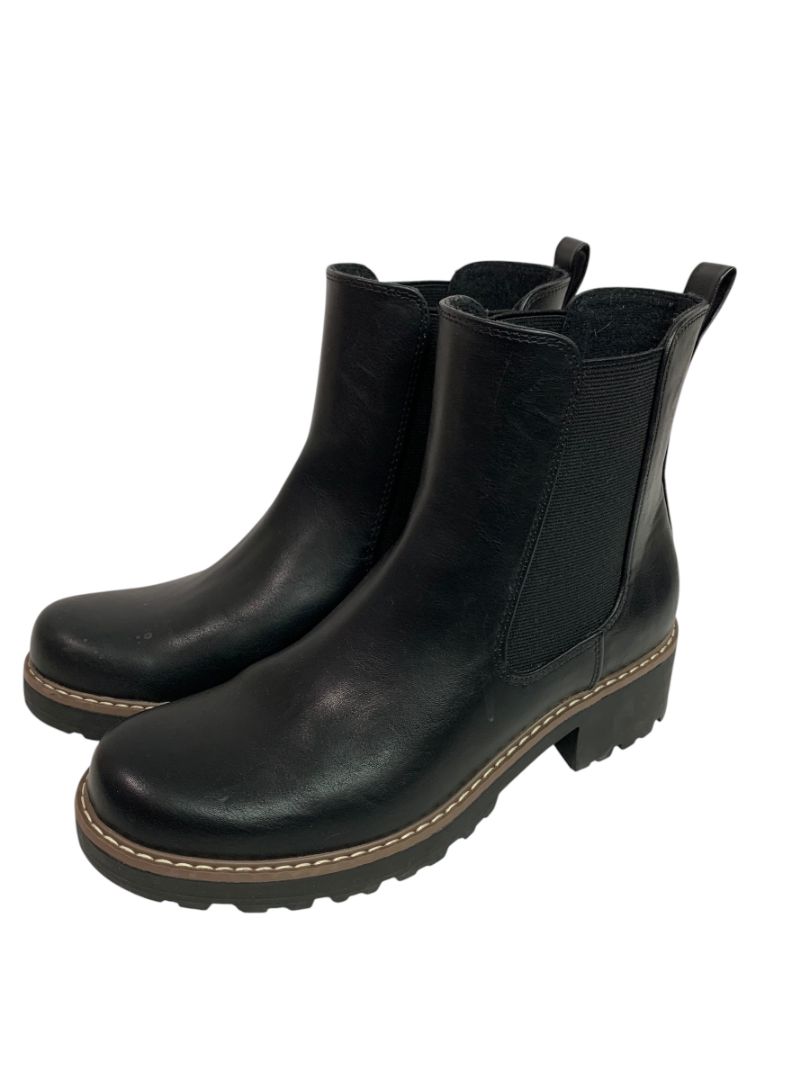 Size 8 Universal Thread Womens Black Chelsea Lug Sole Ankle Boots Vegan Leather