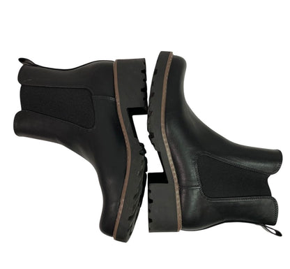 Size 8 Universal Thread Womens Black Chelsea Lug Sole Ankle Boots Vegan Leather