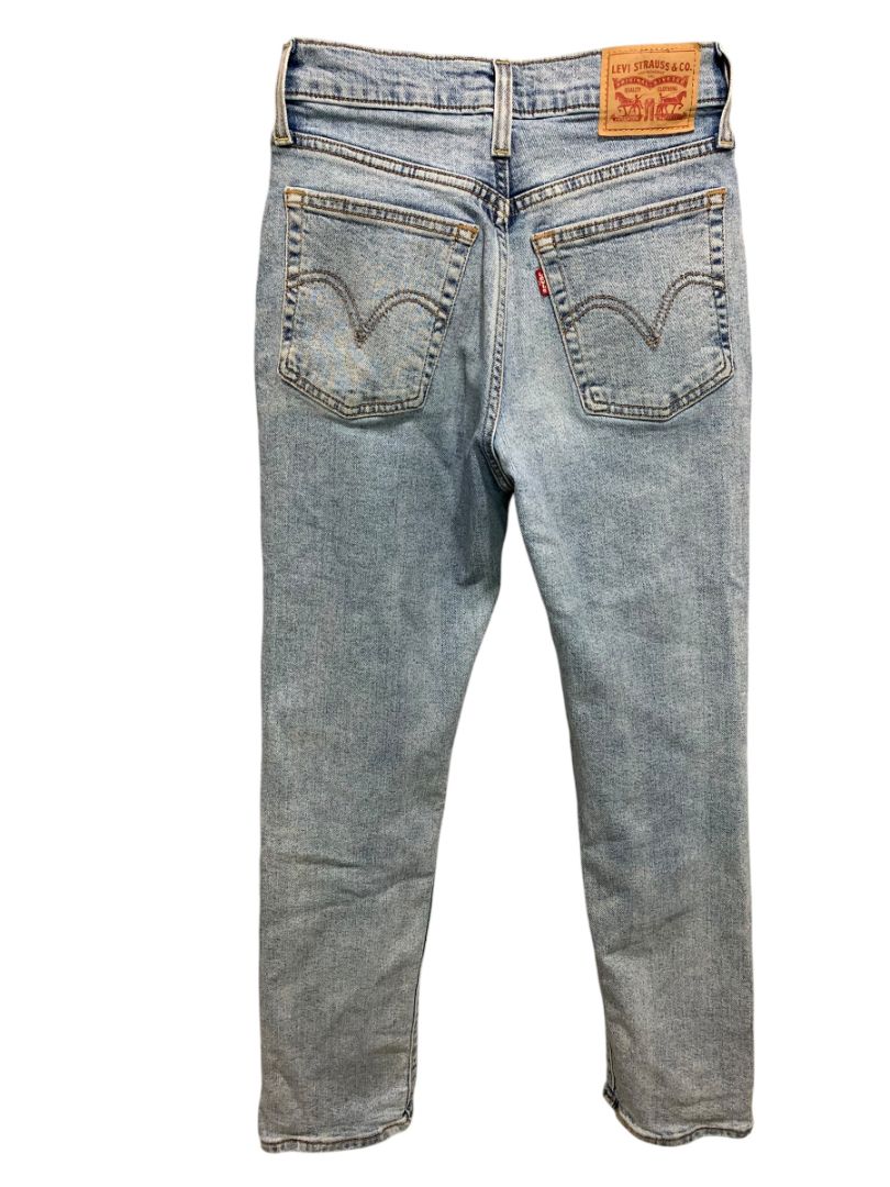 Size 25 Levis Wedgie Straight Leg Womens Distressed Jeans Buttonfly