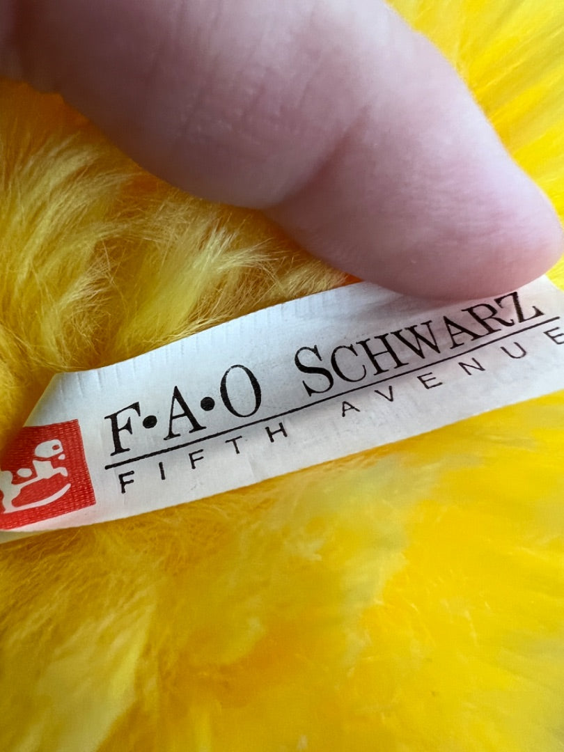 FAO Schwarz Yellow Duckling Bandana 15" Orange Feet Beak Yellow Body