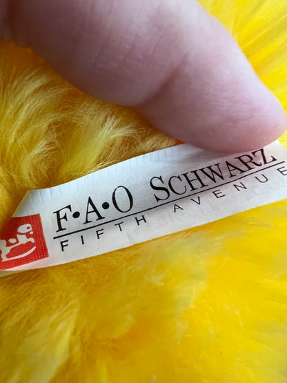 FAO Schwarz Yellow Duckling Bandana 15" Orange Feet Beak Yellow Body