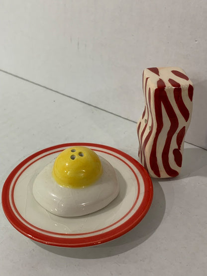 Ceramic Bacon and Egg Salt and Pepper Shakers on Plate