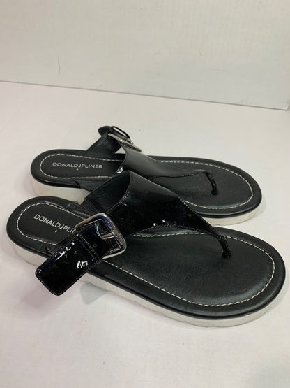 Size 9M Donald J Pliner Black Patent Thong Platform Sandals