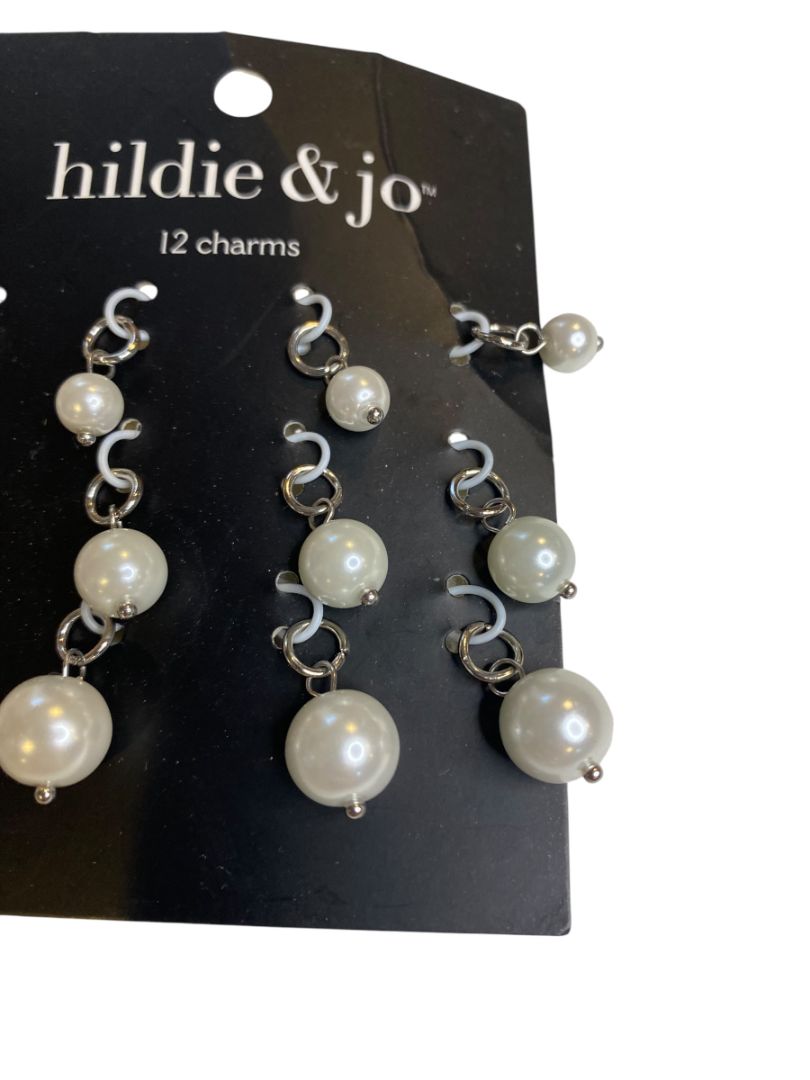 Hildie & Jo New Jewelry Making 12 Charms Faux Pearl Silvertone 1548-2789