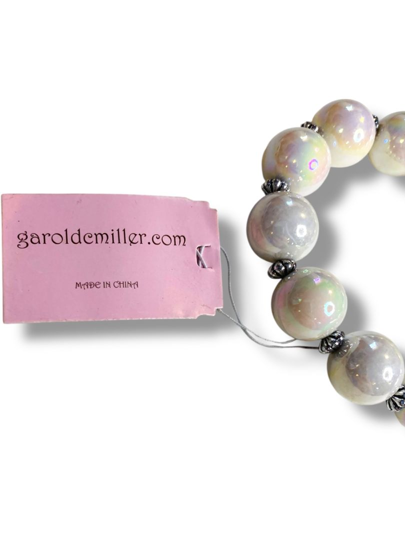 Friends Collection Garold C Miller White Oplascent Beaded Stretch Bracelet New