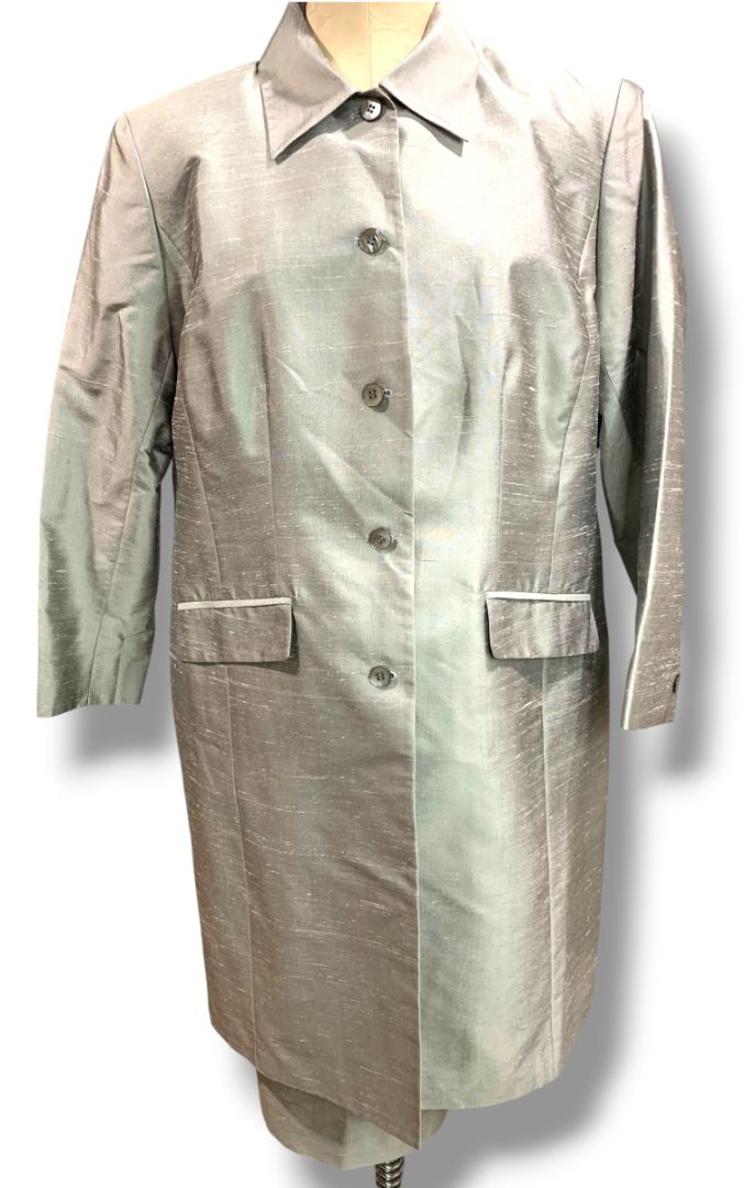 Size 14P Elisabeth by Liz Claiborne Silk Jacket and Sheath Dress Gray Lavender