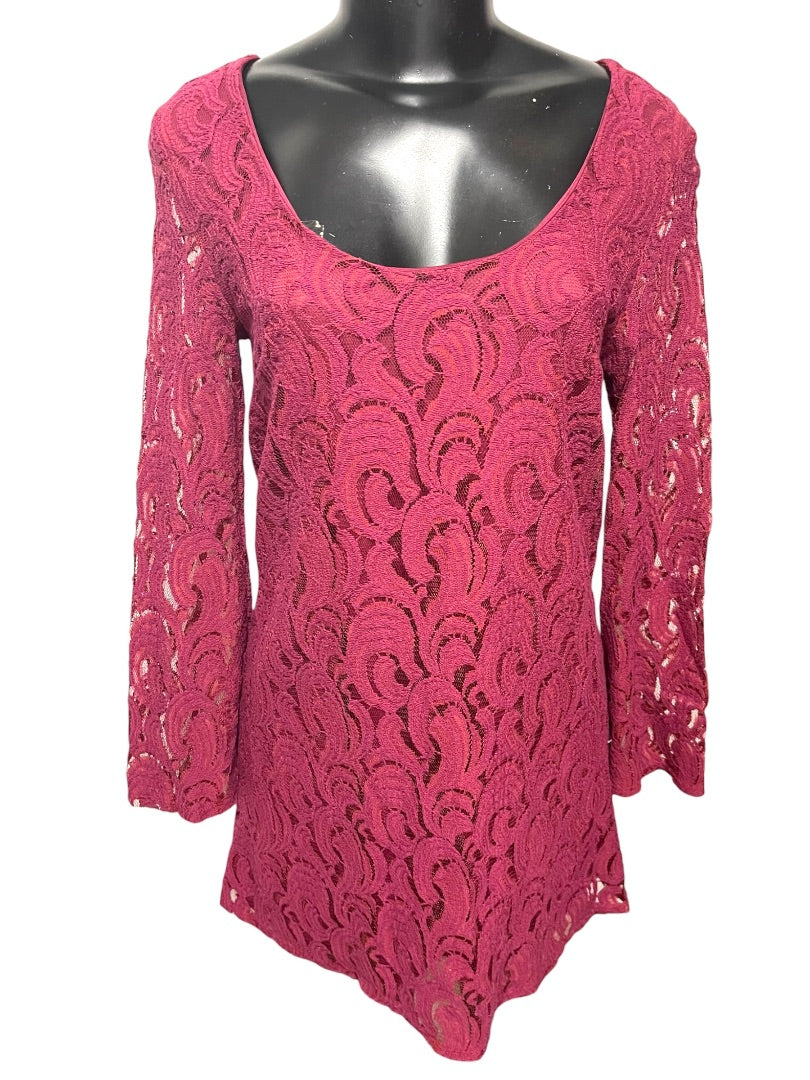 Size XS dee elle Magenta Lace Covered Dress Stretch Scoop Neck