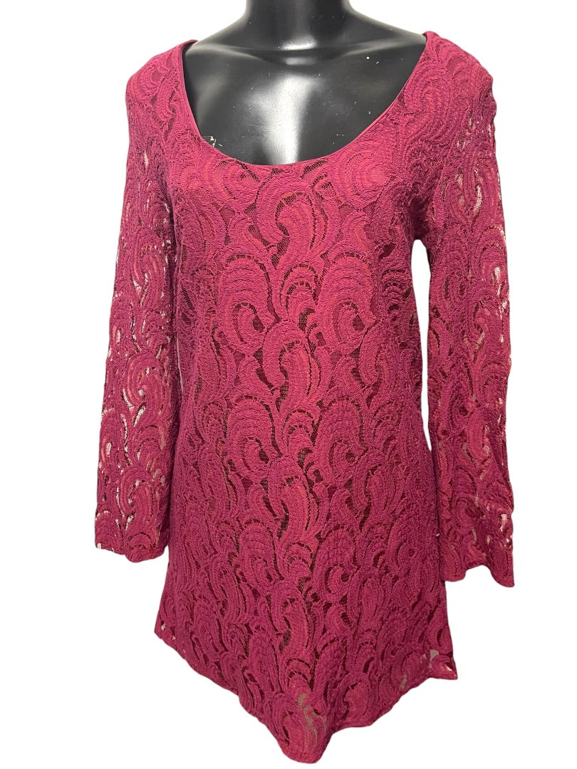 Size XS dee elle Magenta Lace Covered Dress Stretch Scoop Neck