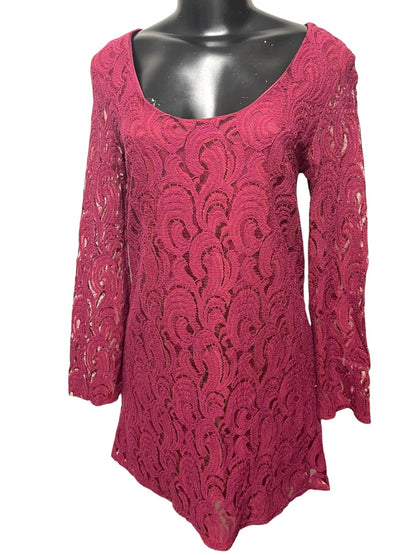 Size XS dee elle Magenta Lace Covered Dress Stretch Scoop Neck