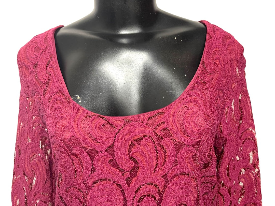 Size XS dee elle Magenta Lace Covered Dress Stretch Scoop Neck