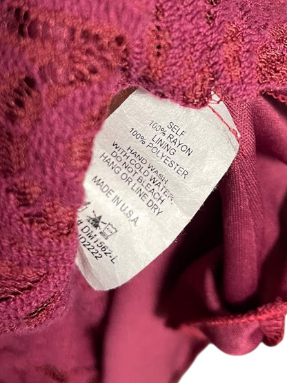 Size XS dee elle Magenta Lace Covered Dress Stretch Scoop Neck
