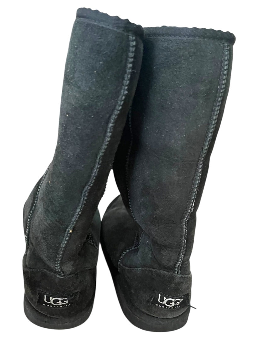 Size 4 Uggs 5229 Australia Sheepskin Classic Mid Calf Boot Black