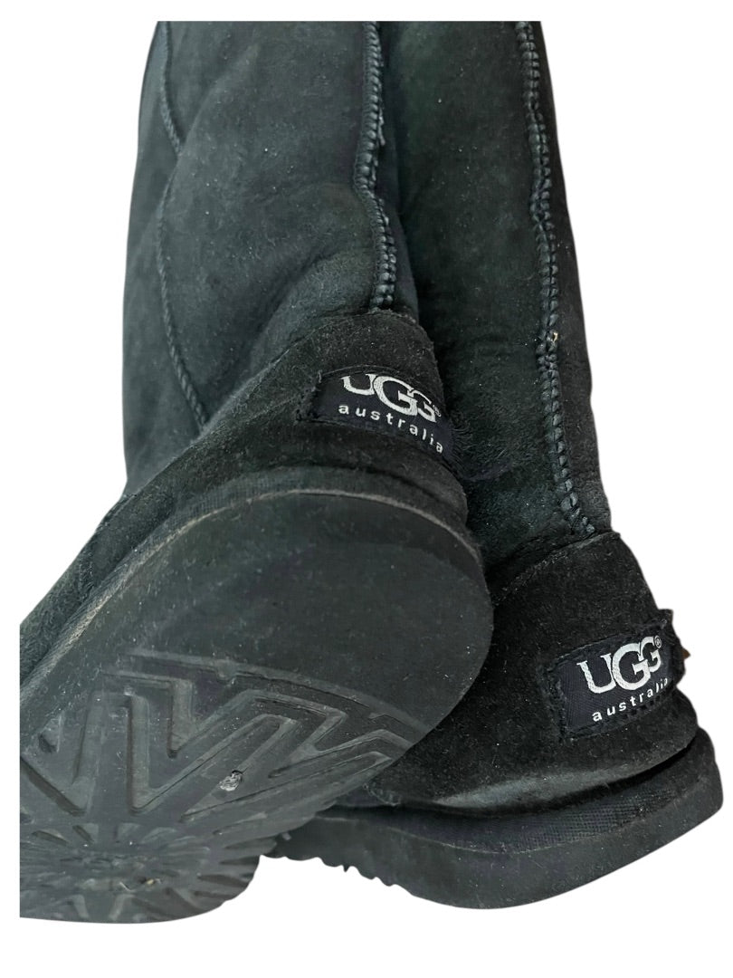 Size 4 Uggs 5229 Australia Sheepskin Classic Mid Calf Boot Black