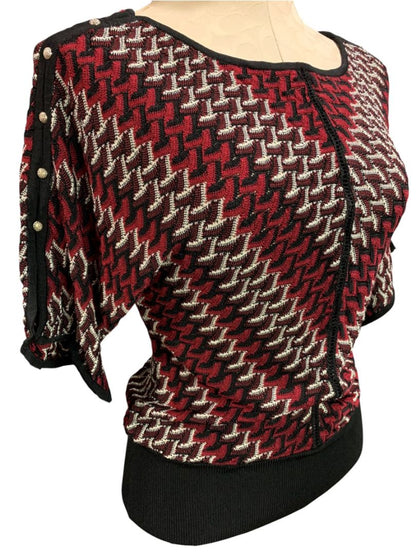 Small White House Black Market Short Sleeve V-Neck Sweater Black Red Silver
