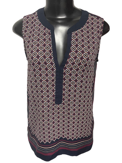 Size XS Loft Womens Split Neck Slightly Sheer Shirt Sleeveless Print
