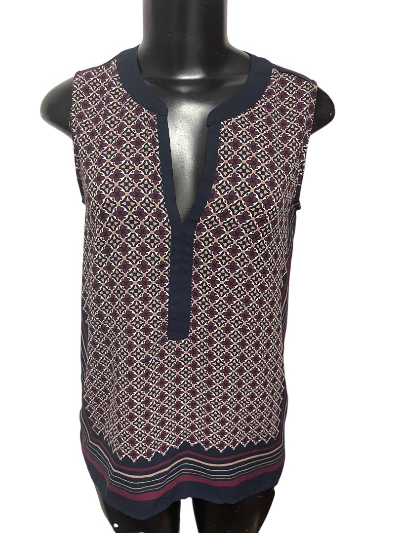 Size XS Loft Womens Split Neck Slightly Sheer Shirt Sleeveless Print