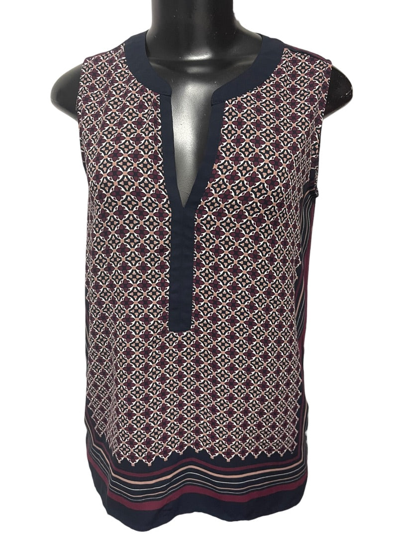 Size XS Loft Womens Split Neck Slightly Sheer Shirt Sleeveless Print