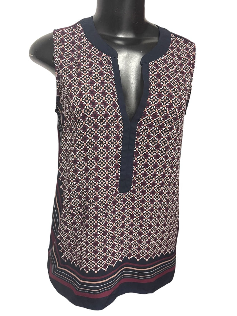 Size XS Loft Womens Split Neck Slightly Sheer Shirt Sleeveless Print