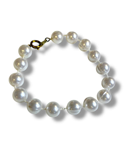 Small Faux Pearl White Bracelet Spring Clasp 6.25" Spring Clasp