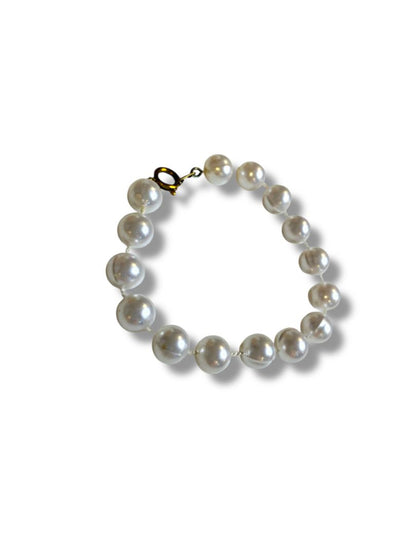 Small Faux Pearl White Bracelet Spring Clasp 6.25" Spring Clasp