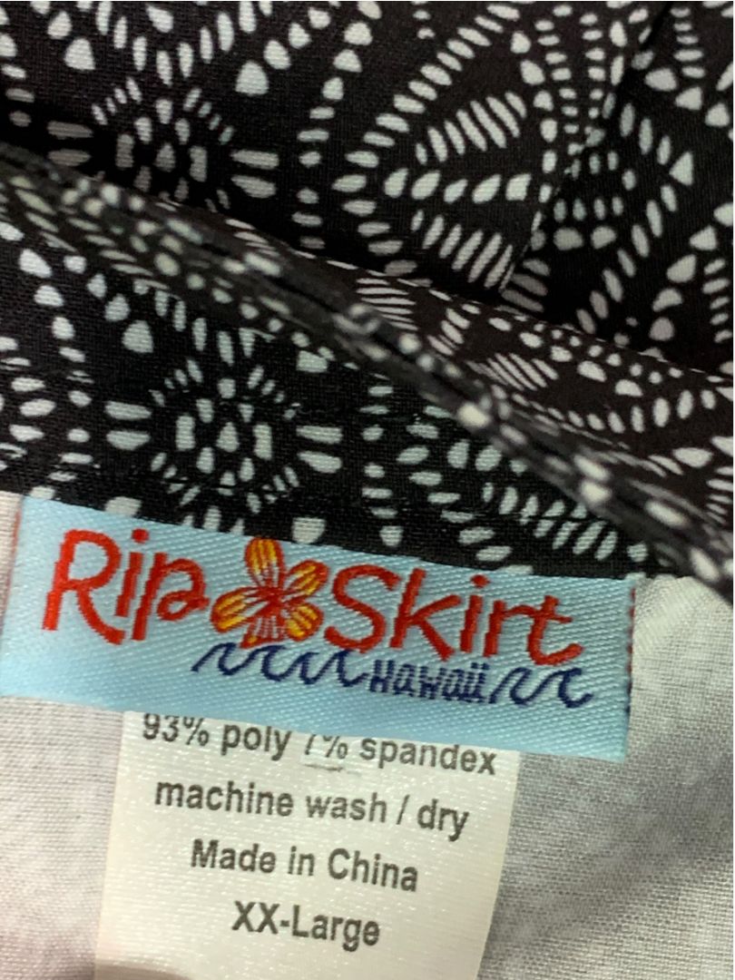 Size XXL RipSkirt Hawaii Packable Quick Dry Breathable Skirt Easy On Off Black White